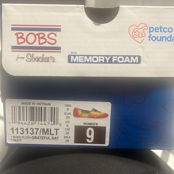 Brand new in box, never worn it tried on pair of Bobs tye dye shoe! - Picture 6 of 6